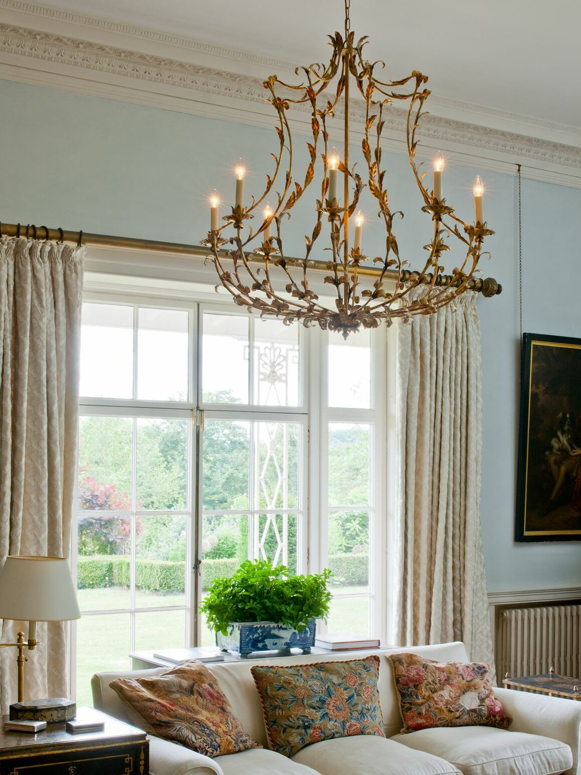Anjou Chandelier - Gilt